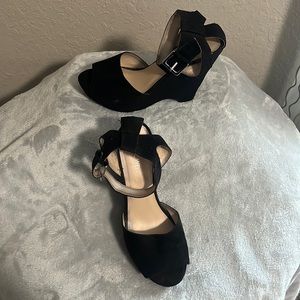 Black nine west  size 9
